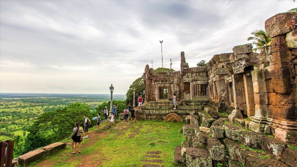 Phnom Chisor & Tonle Bati Private Tours From Phnom Penh - Tour Overview