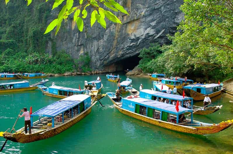 Phong Nha Cave & Paradise Cave Tour : Dong Hoi / Phong Nha