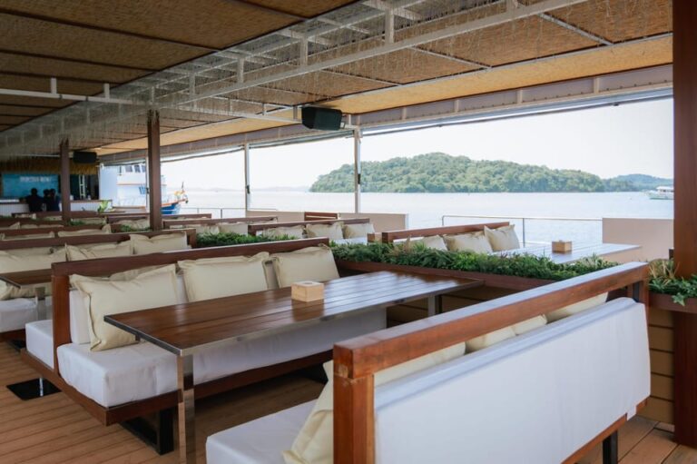 Phuket: Phang Nga Bay & James Bond Sunset Party Cruise