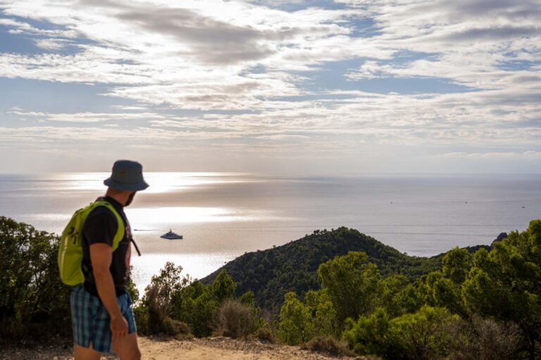 Port Andratx: Hiking Tour Into the Sunset to Sant Elm