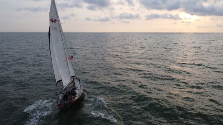 Port Dickson: Straits of Malacca Sailboat Tour With Meal