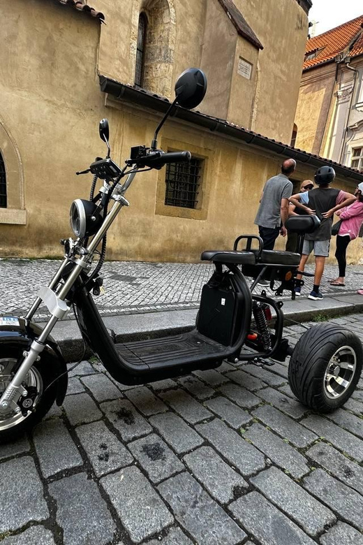 Prague: 2 Hours FUN TRIKE Tour in Prague With Guide - Tour Overview and Highlights