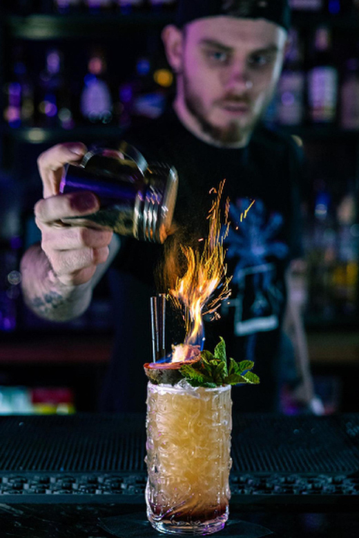 Premium Cocktail Class - Class Features and Highlights