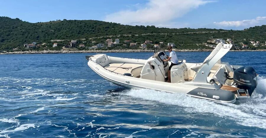 Private Boat Transfer From Split Airport to Island Vis