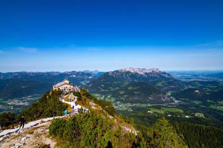 Private Driver From Munich to Eagles Nest, Salzburg & Back