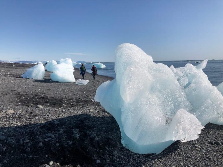 Private Glacier Lagoon & Diamond Beach Tour