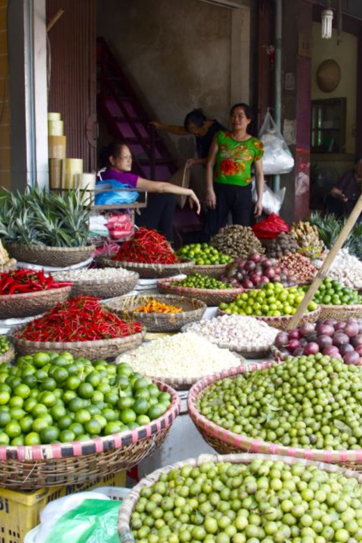 Private Hanoi Food Tour With Train Street - Itinerary Highlights