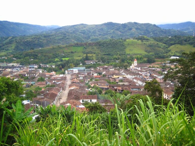 Private Jeep Tour to the Surroundings of San Agustín