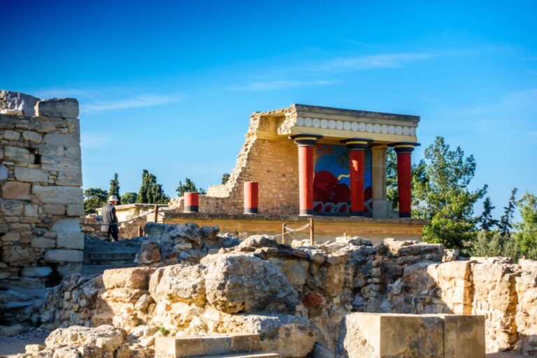 Private Knossos Skip the Line Tour Inc. Lunch & Wine Tasting