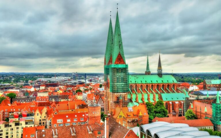 Private Tour of the Willy Brandt House and Historic Lubeck