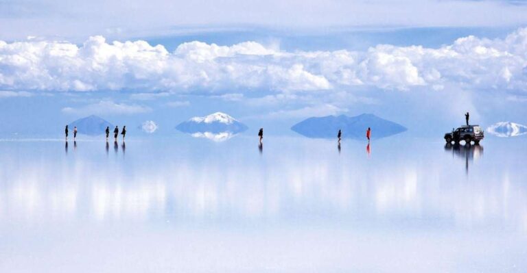 PRIVATE TOUR: Salar Uyuni 3 Days / 2 Nights.