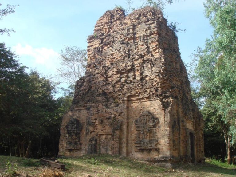 Private Tour to Sambor Prei Kuk 1500YL Temple From Siem Reap