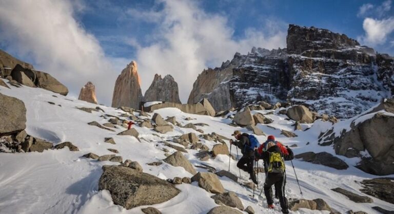 Puerto Natales: Guided Base Torres Trek