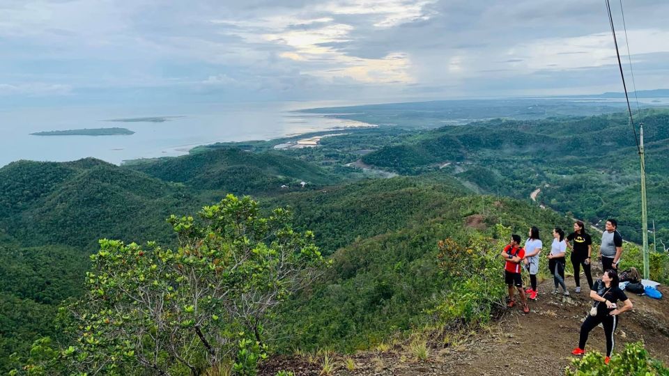 Puerto Princesa: Private Sunrise Trek at Mt. Magarwak - Activity Overview