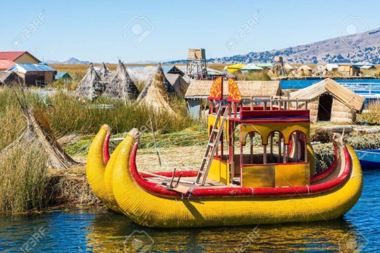 Puno: Excursion to the Islands of Uros and Taquile