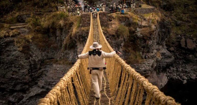 Queswachaka: Tour to the Four Andean Lagoons 1 Day