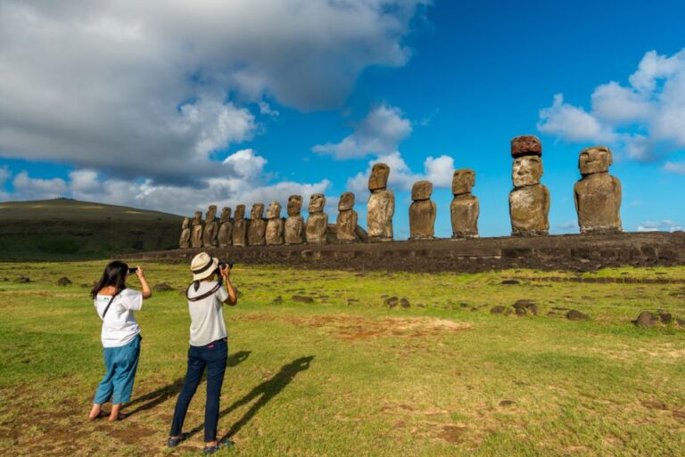 Rapa Nui: Amazing Private Full Day Moai Tour