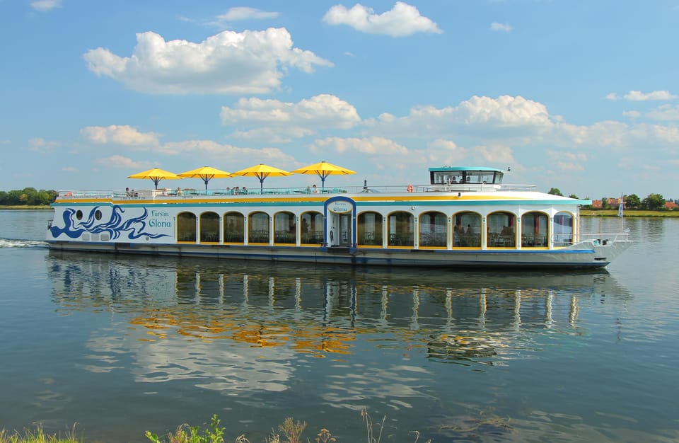 Regensburg: Lock Cruise - Activity Overview