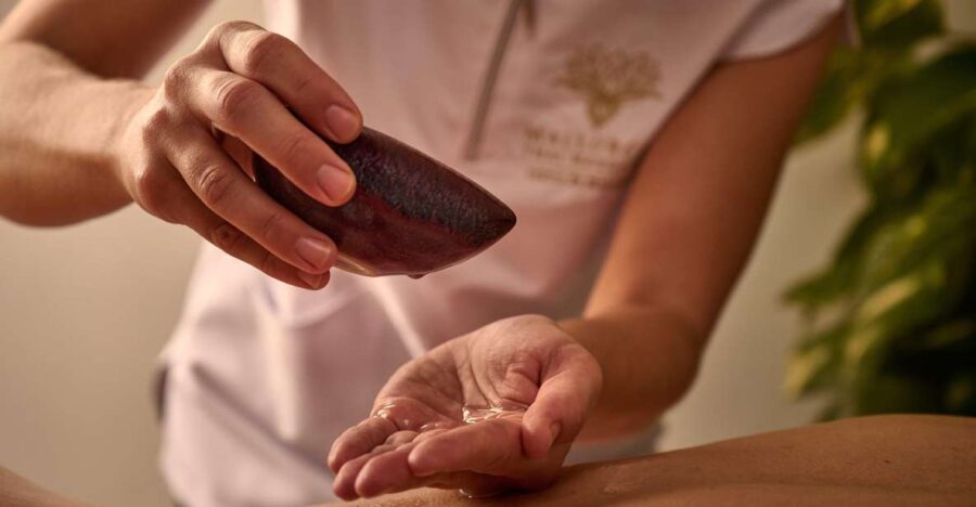 Relaxing Oil Massage
