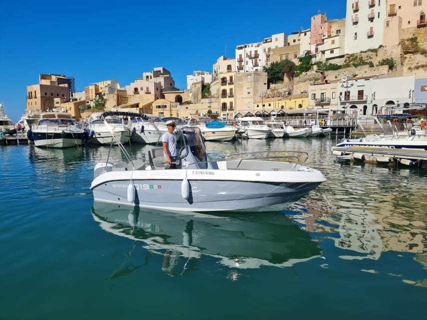 Rent a Boat for Half a Day in September  in Castellammare Del Golfo Q19 - Booking Details