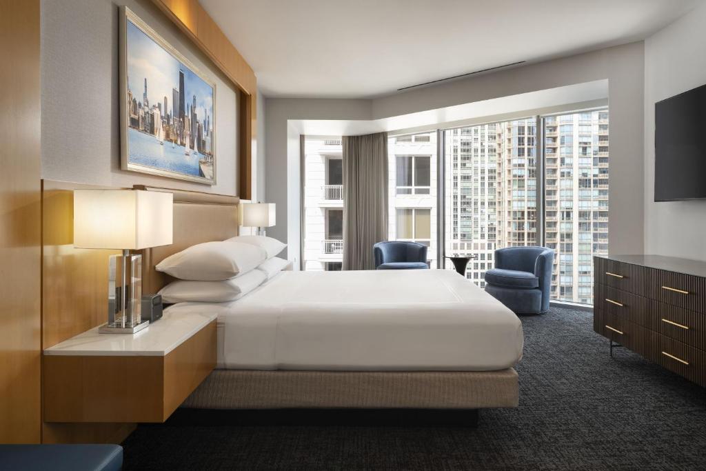 Residence Inn by Marriott Chicago Downtown Magnificent Mile - Hotel Overview and Location