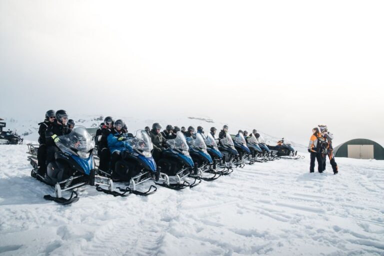 Reykjavik: Langjökull Glacier Snowmobile Tour & Hot Spring