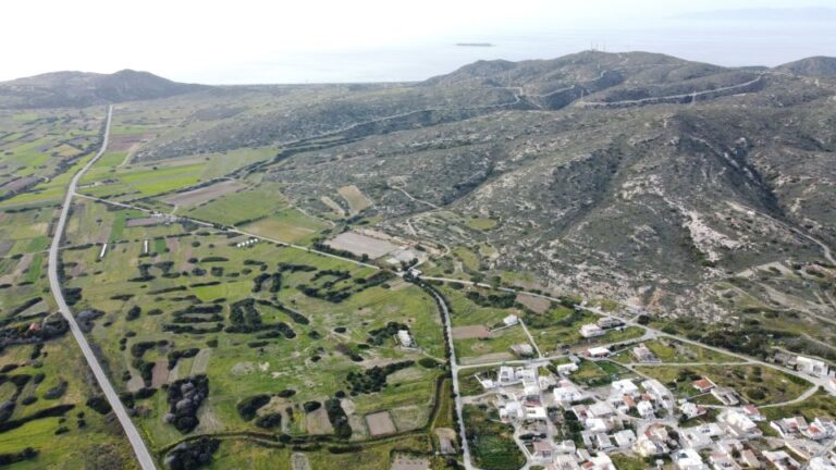 Rhodes: Private Tour to Tsambika Bay, Prasonisi & Acropolis