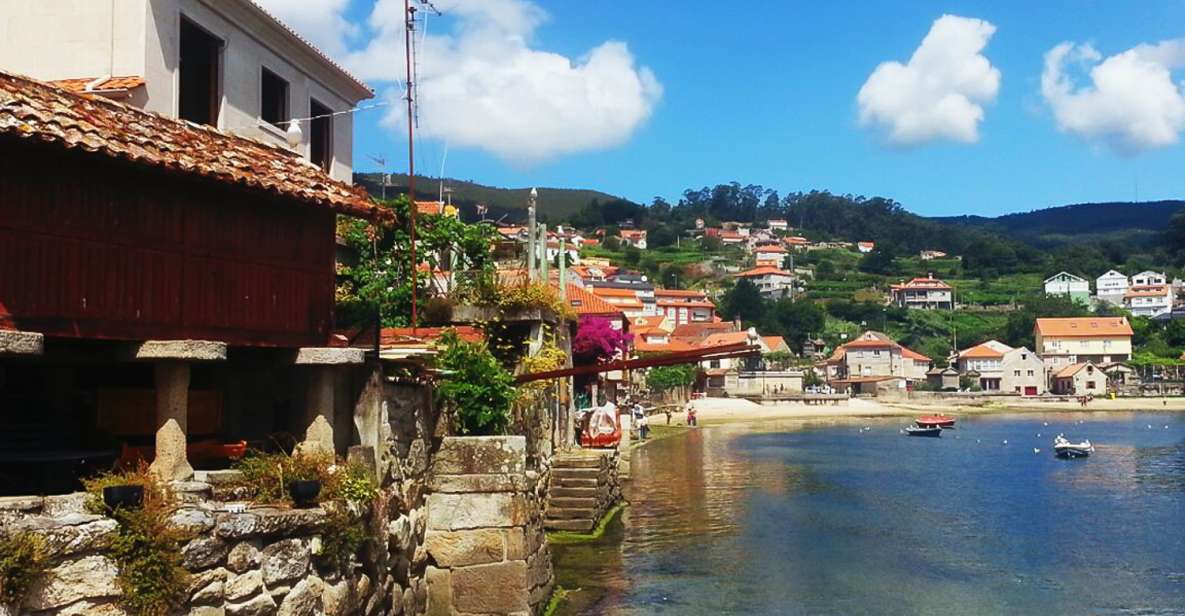 Rías Baixas: Guided Day Tour From Santiago With Boat Ride - Tour Overview