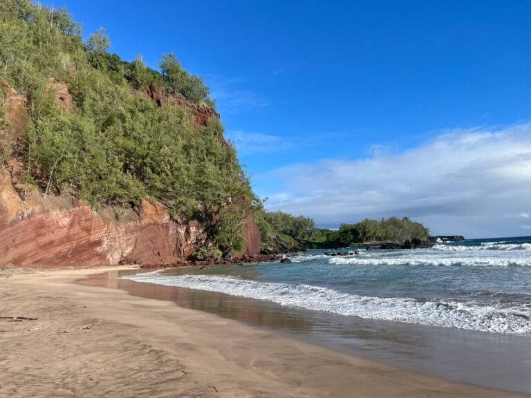 Road to Hana: Professional Guide, Food, Swimming, Waterfalls