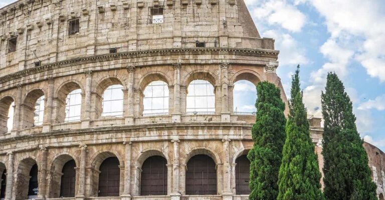 Roma: Special Early Morning Visit to the Arena of Colosseum