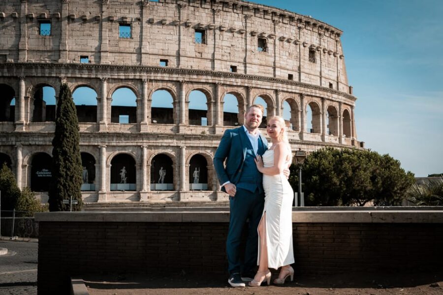 Rome: Custom Photoshoot Outside the Colosseum