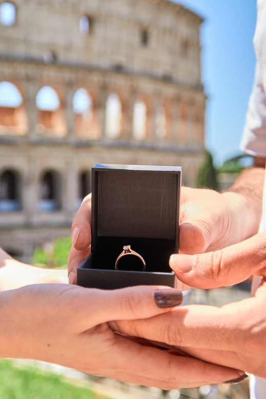 Rome: Romantic Proposal PhotoShoot - Booking Details