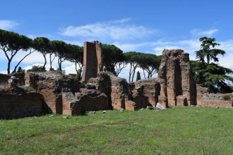 Rome: Self-Guided Audio Tours With Smartguide App in English