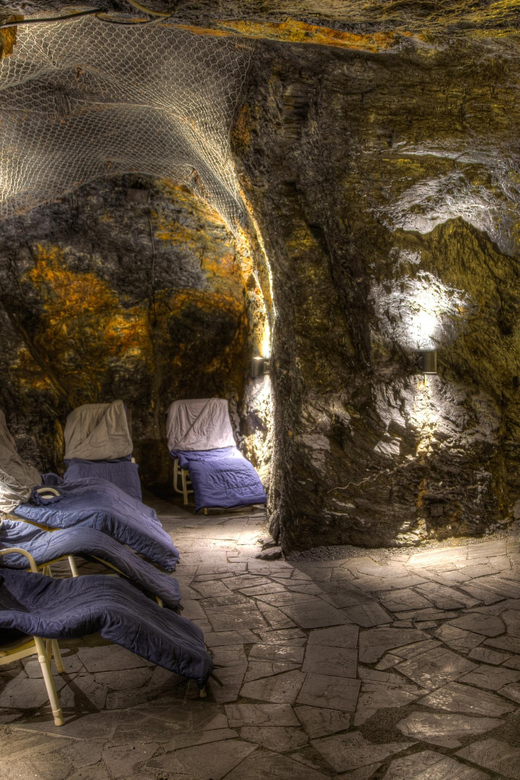 Saalfeld: Relaxation in the Natural Healing Tunnel - Location and Climate