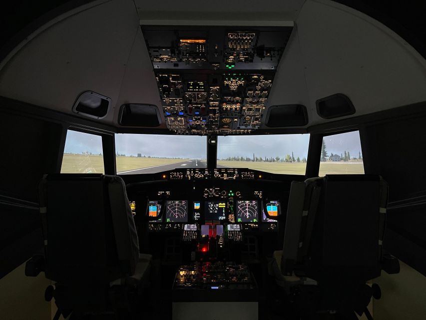 Sabadell (Barcelona): Flight Simulator Experience B737 - Experience Overview