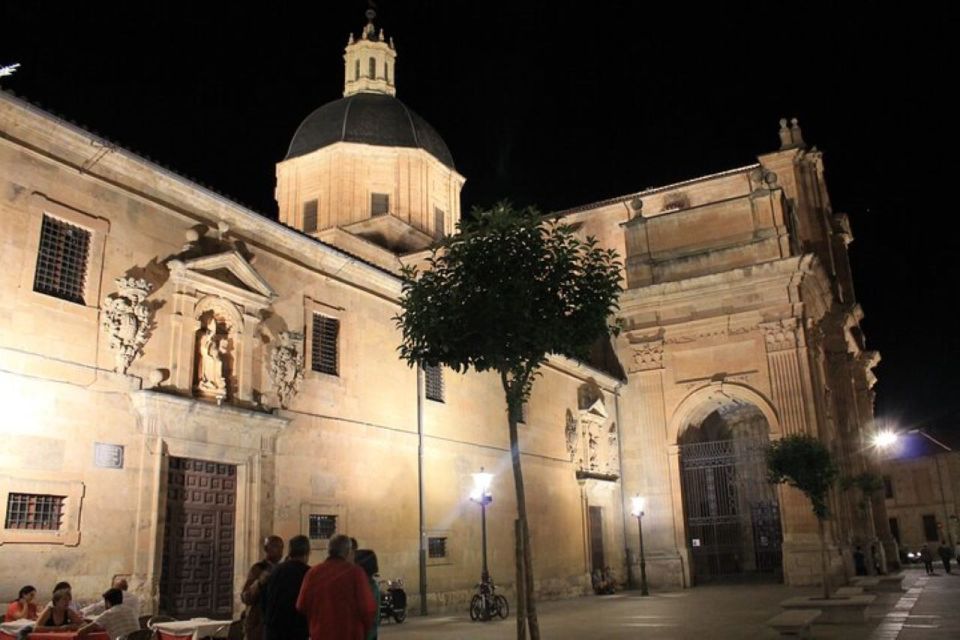 Salamanca: Evening Sightseeing Walking Tour - Tour Overview