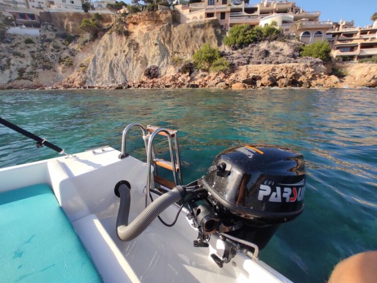 Santa Ponsa: License-Free Boat Rental