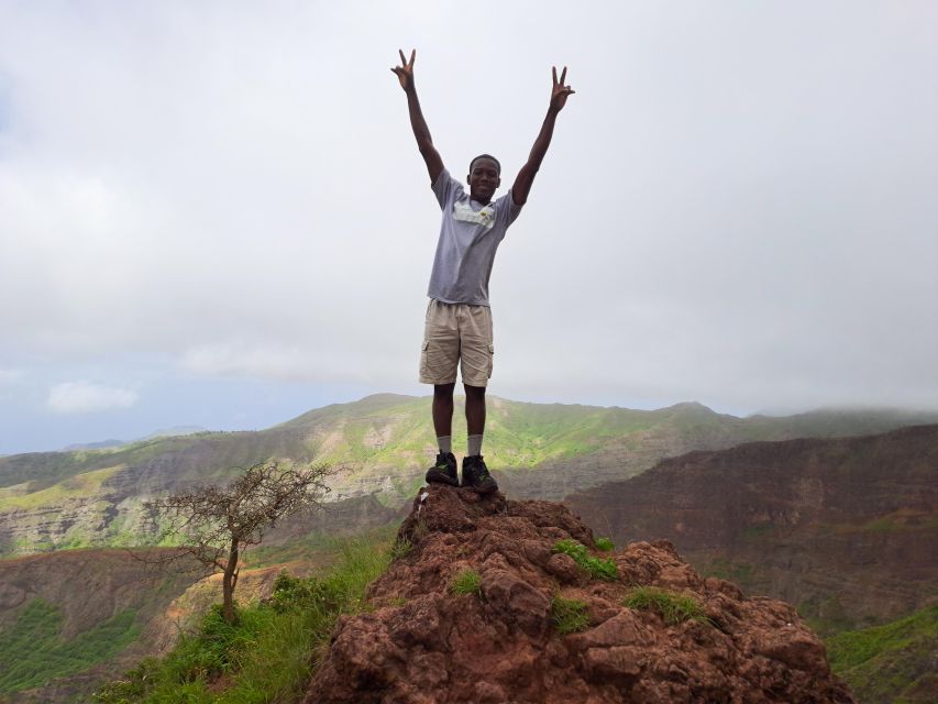 Santiago: Monte Tchota Natural Park to Pico Dantónia Hike - Activity Overview