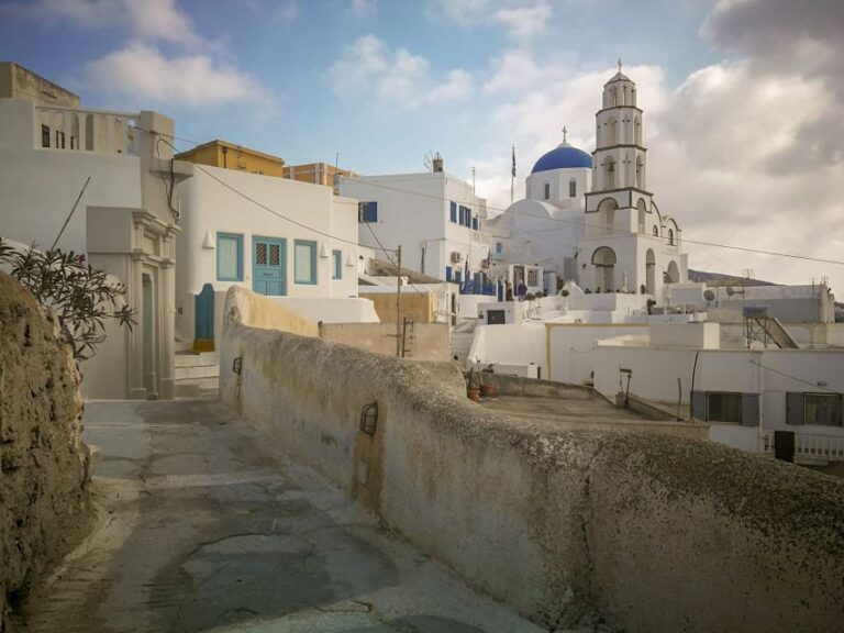 Santorini: Family-Friendly Private Tour