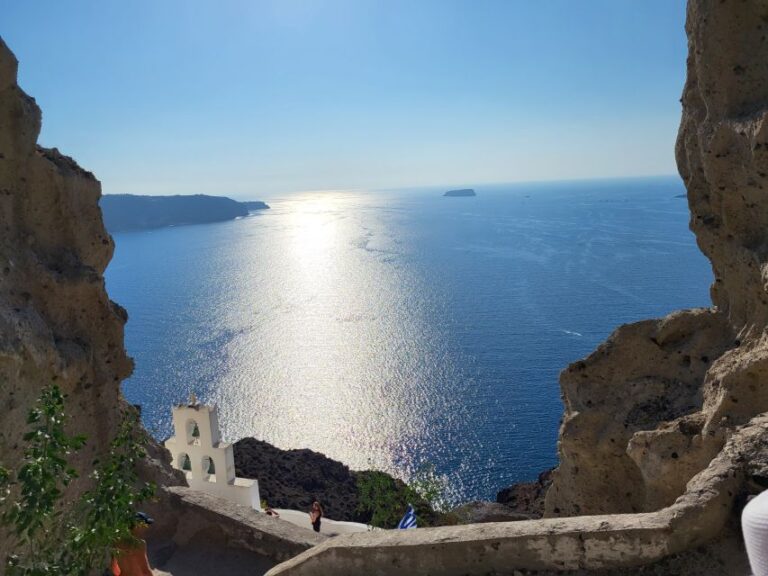 Santorini: Hidden Gems Tour and Wine Experience With Tasting