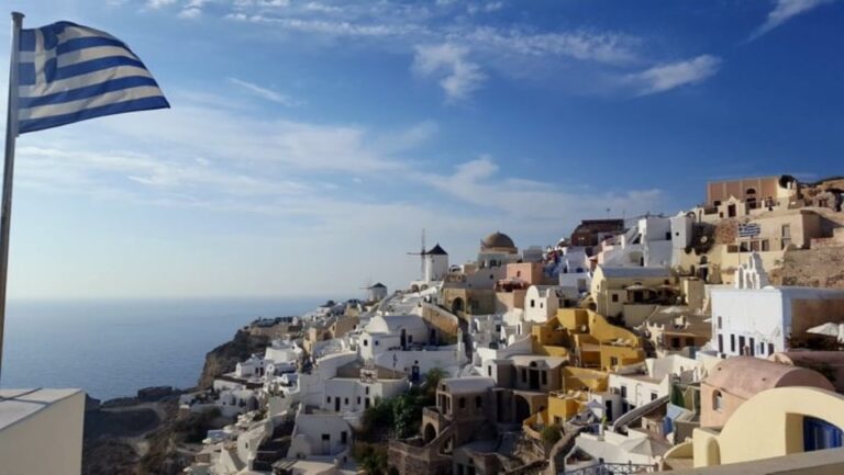 Santorini: Private Instagram Tour