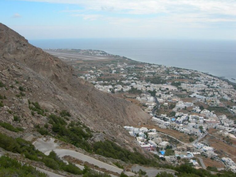 Santorini Walk Hiking Experience to Ancient Thira