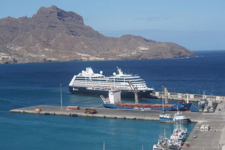 Sao Vicente: Private Highlights Tour From Mindelo Port