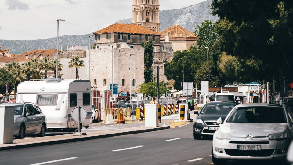 Sarajevo: Private 1-Way Transfer To/From Split - Service Overview