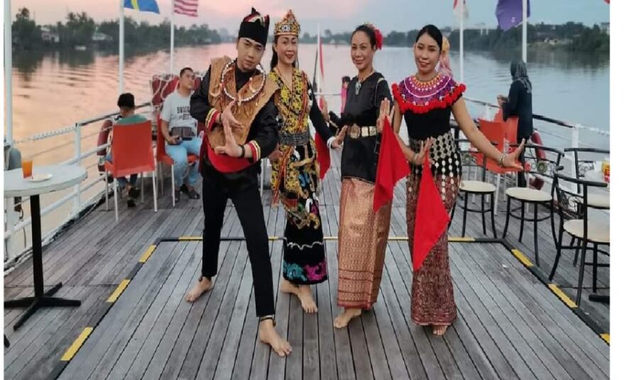 2 Best Cruises And Boat Tours In Kuching