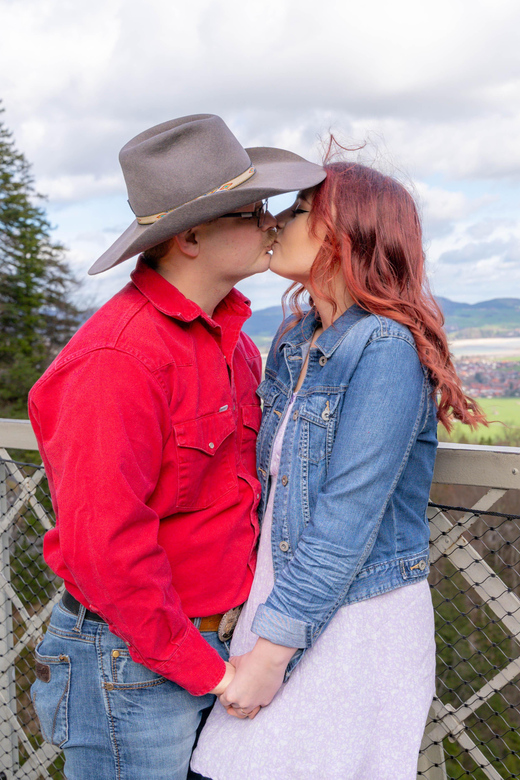 Schwangau: Private Photoshoot at Neuschwanstein Castle