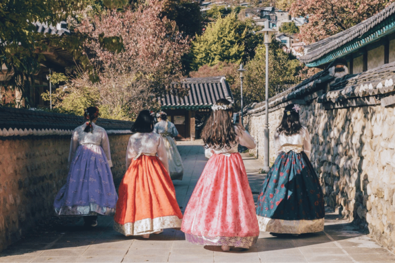 Seoul/Busan: Jeonju Hanok Village With Hanbok Experience