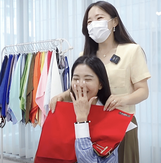 Seoul Color Analysis in Gangnam - Makeup Product Recommendations