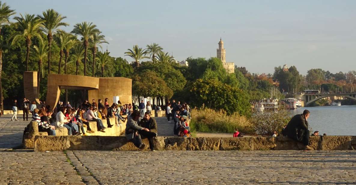 Seville: 2.5-Hour Evening Electric Bike Tour - Tour Overview