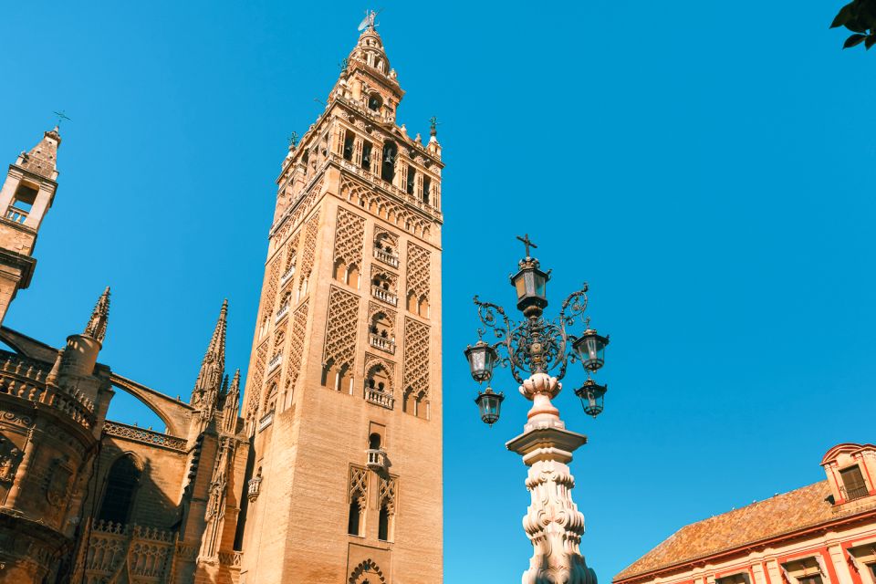 Seville: Alcázar, Cathedral and Giralda Tour With Tickets - Tour Overview